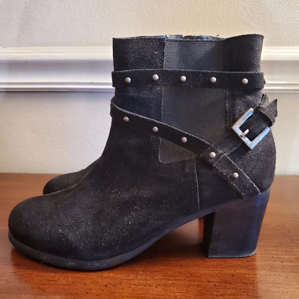 Women’s Matisse‎ Camryn Boots Black Size 6W Leather with Buckle and Studs